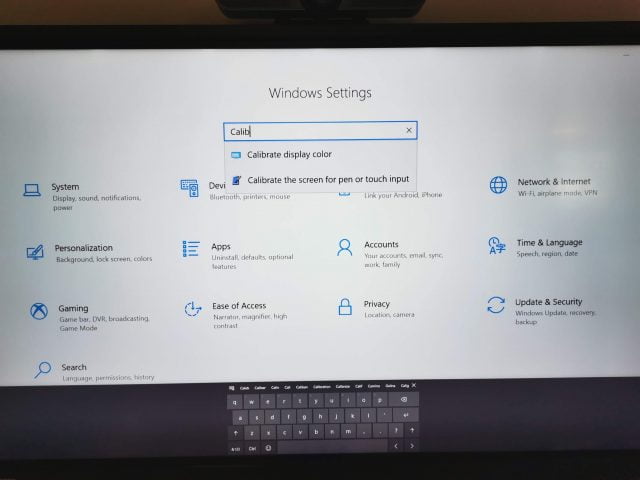 Using Microsoft Teams Rooms With Front Of Room Touchscreens